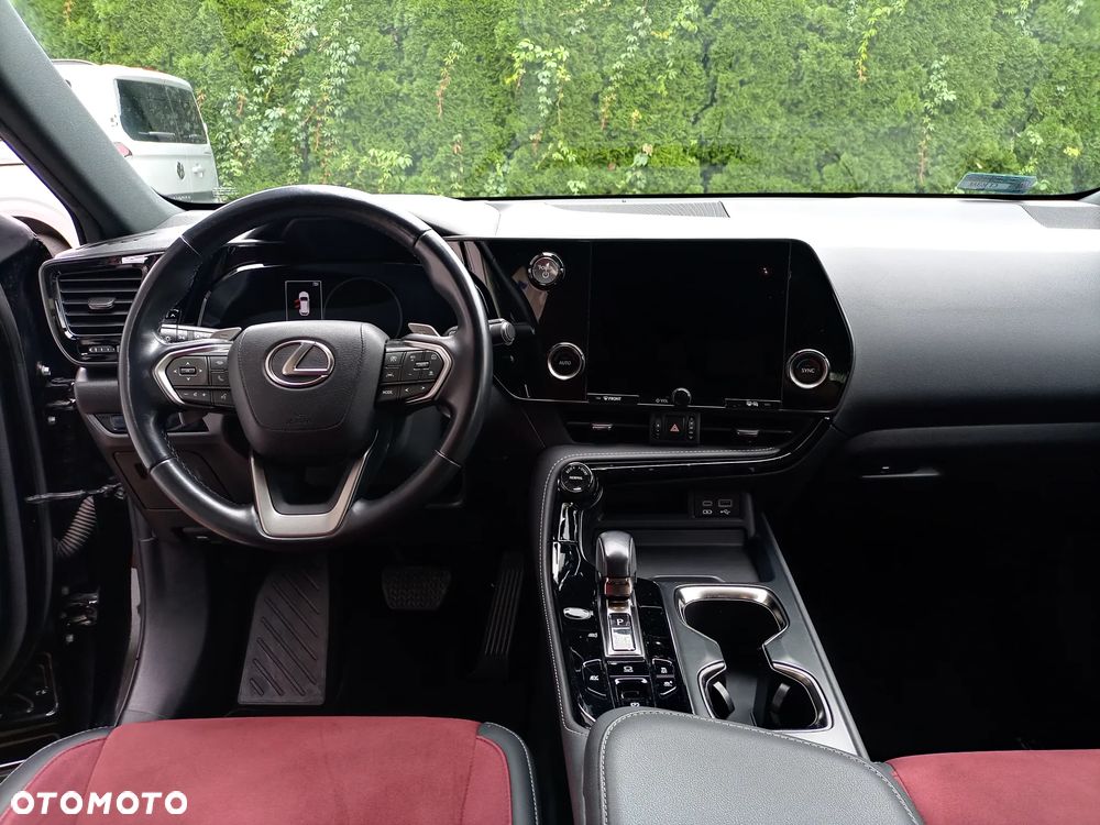 Lexus NX - 9