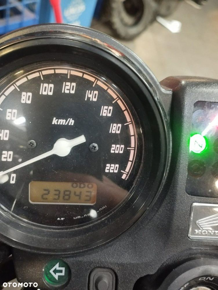 Honda CBF - 8