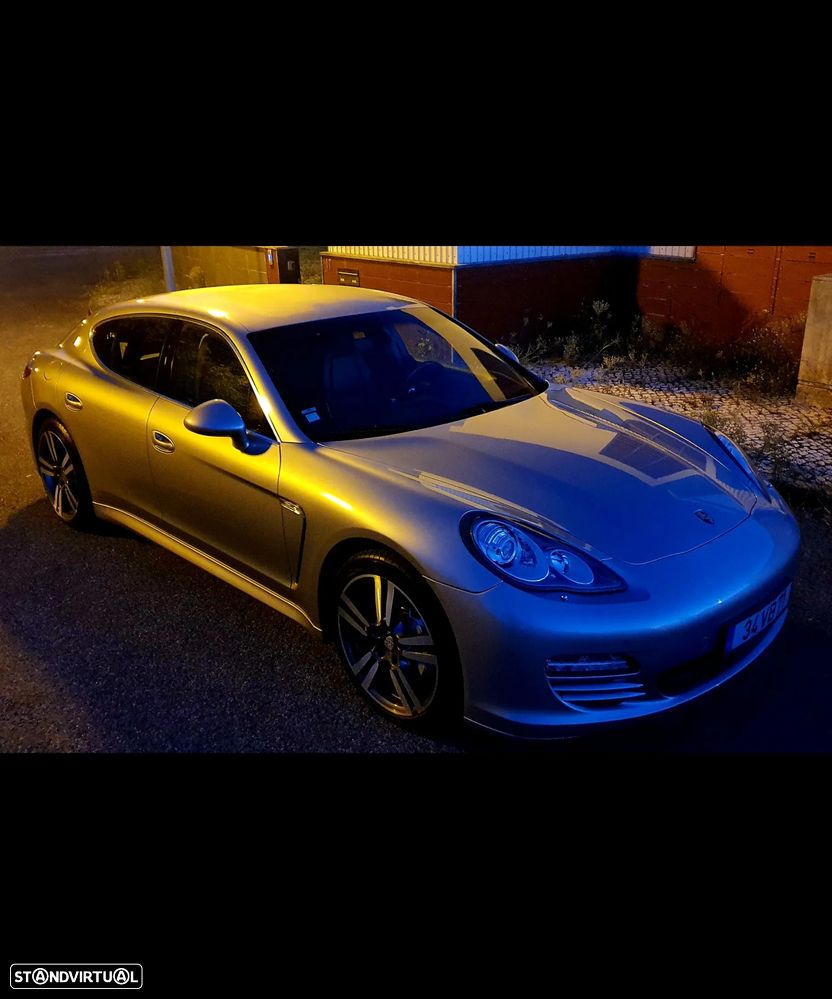 Porsche Panamera 4S PDK - 29