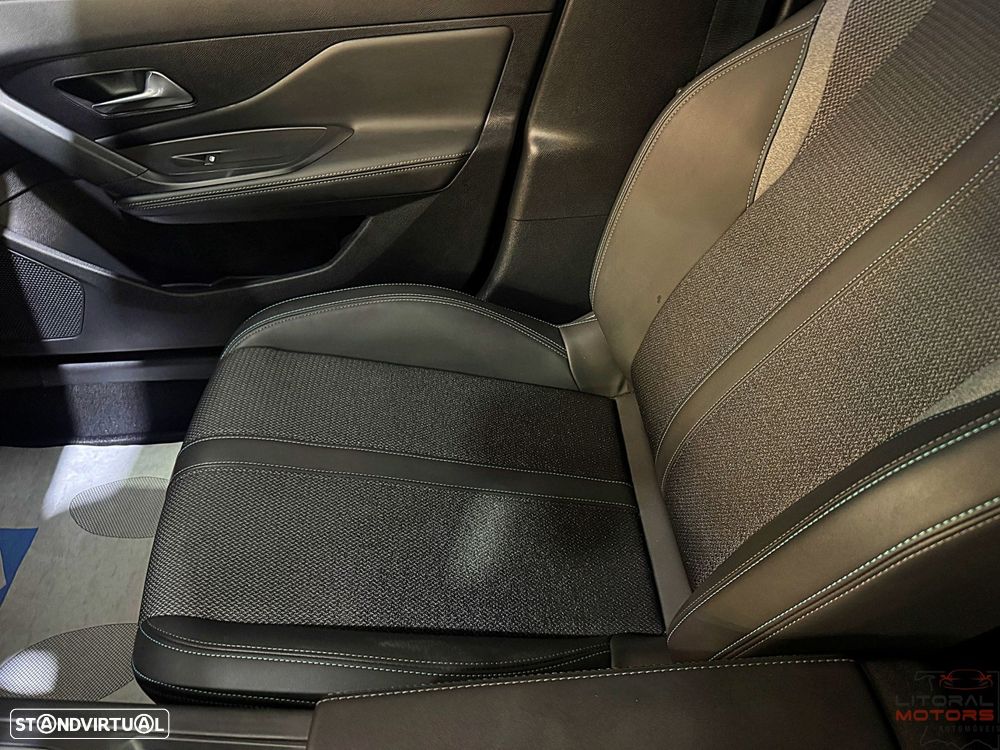 Peugeot 308 1.2 PureTech Allure Pack - 21