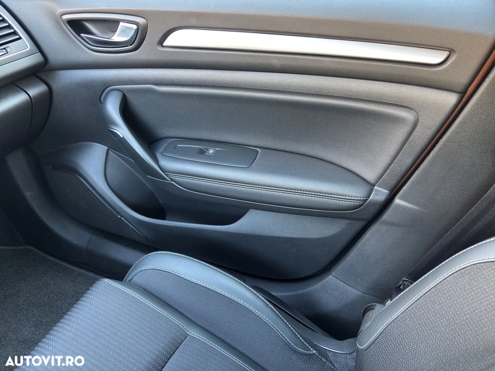 Renault Megane Blue dCi 116 Intens - 16