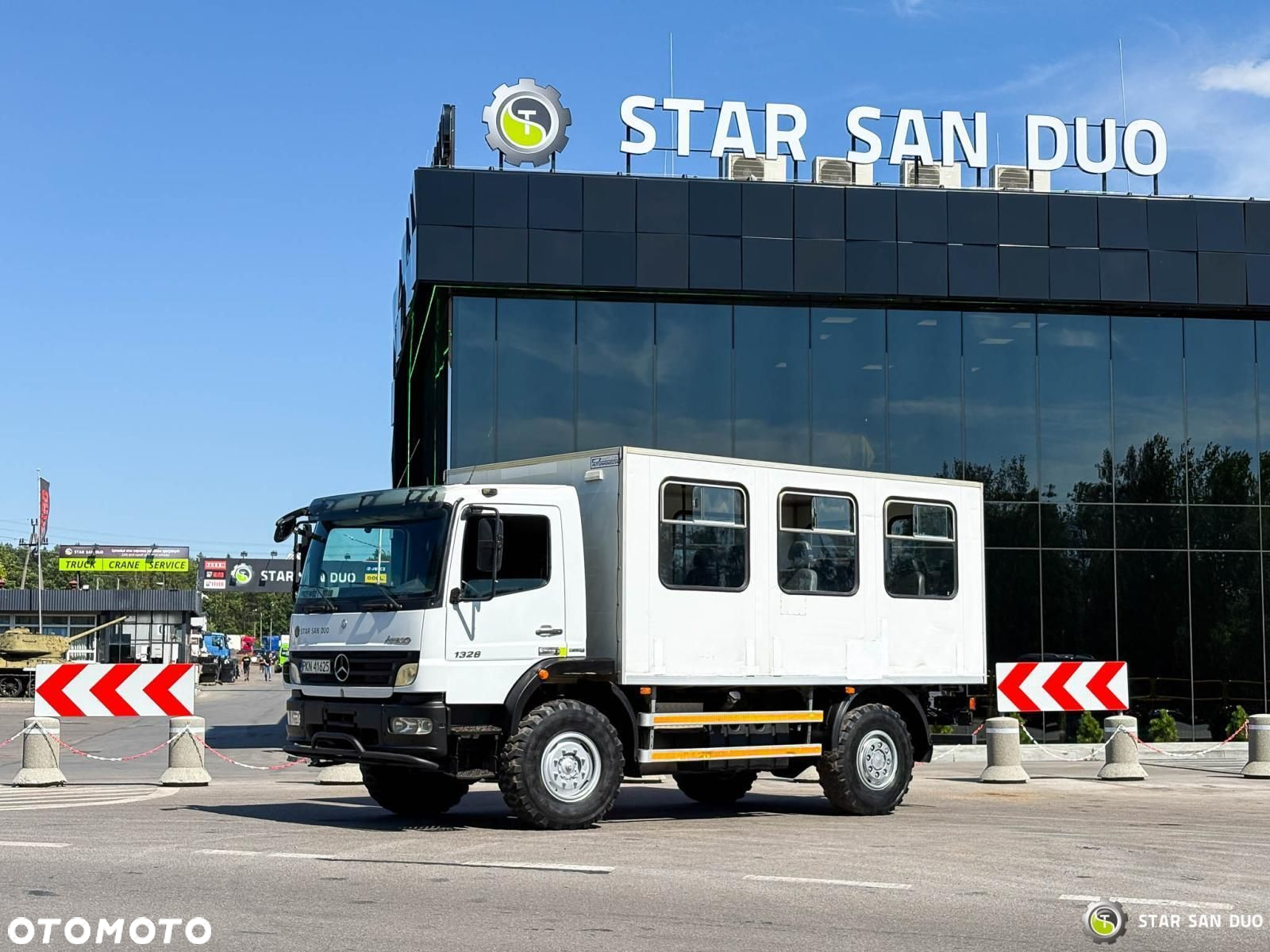 Mercedes-Benz ATEGO 1326 AF 4x4 Brygadówka Kamper Przewóz Osób - 9