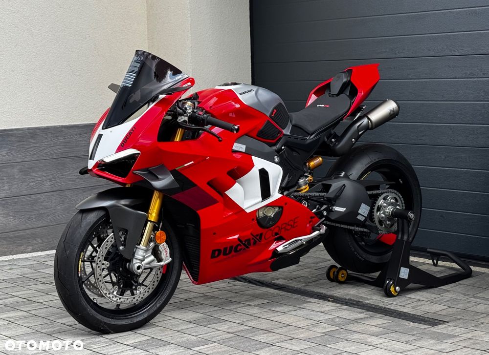 Ducati Panigale V4R - 1