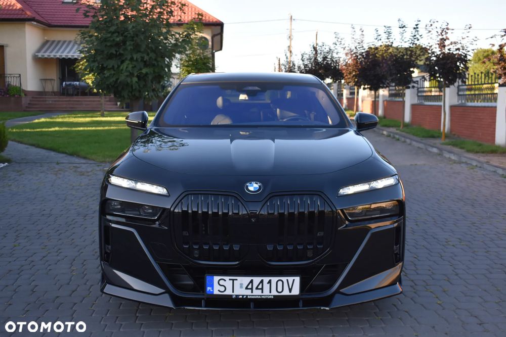 BMW Seria 7 740d xDrive mHEV Individual Edition sport - 13