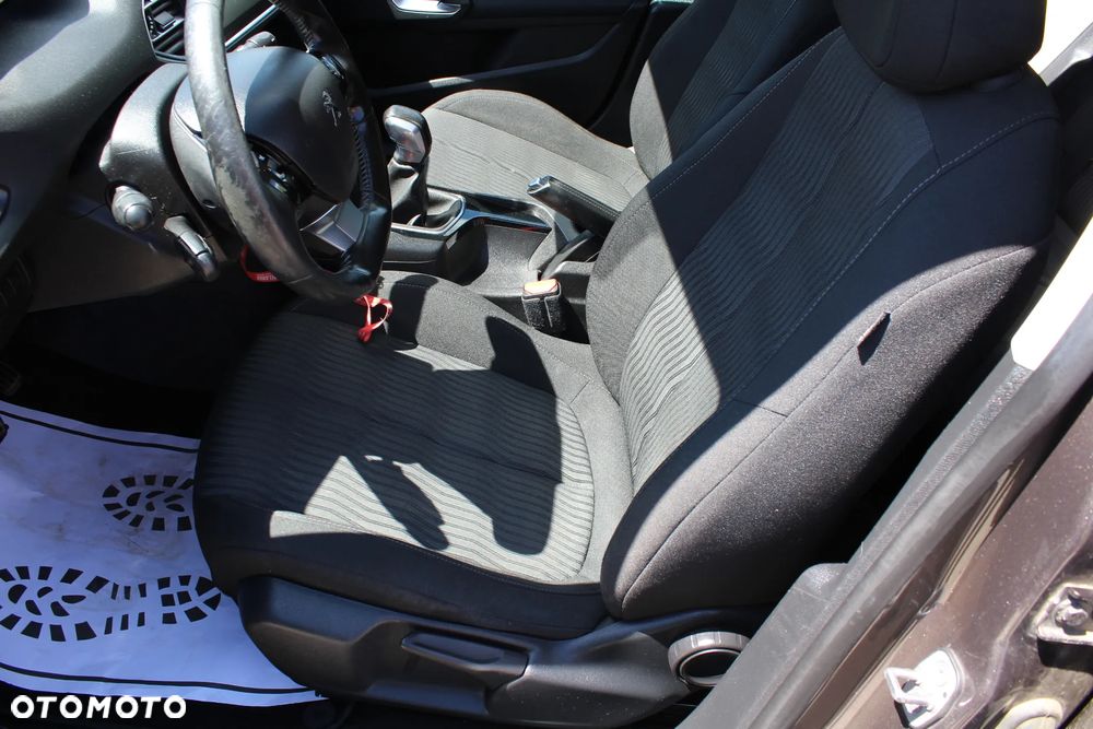 Peugeot 308 - 18
