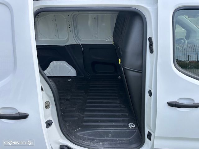 Toyota PROACE CITY 3 LUGARES CX.6 V. - 8