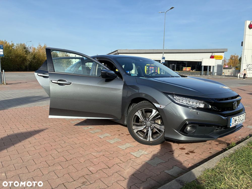 Honda Civic 1.5 T Executive CVT - 17