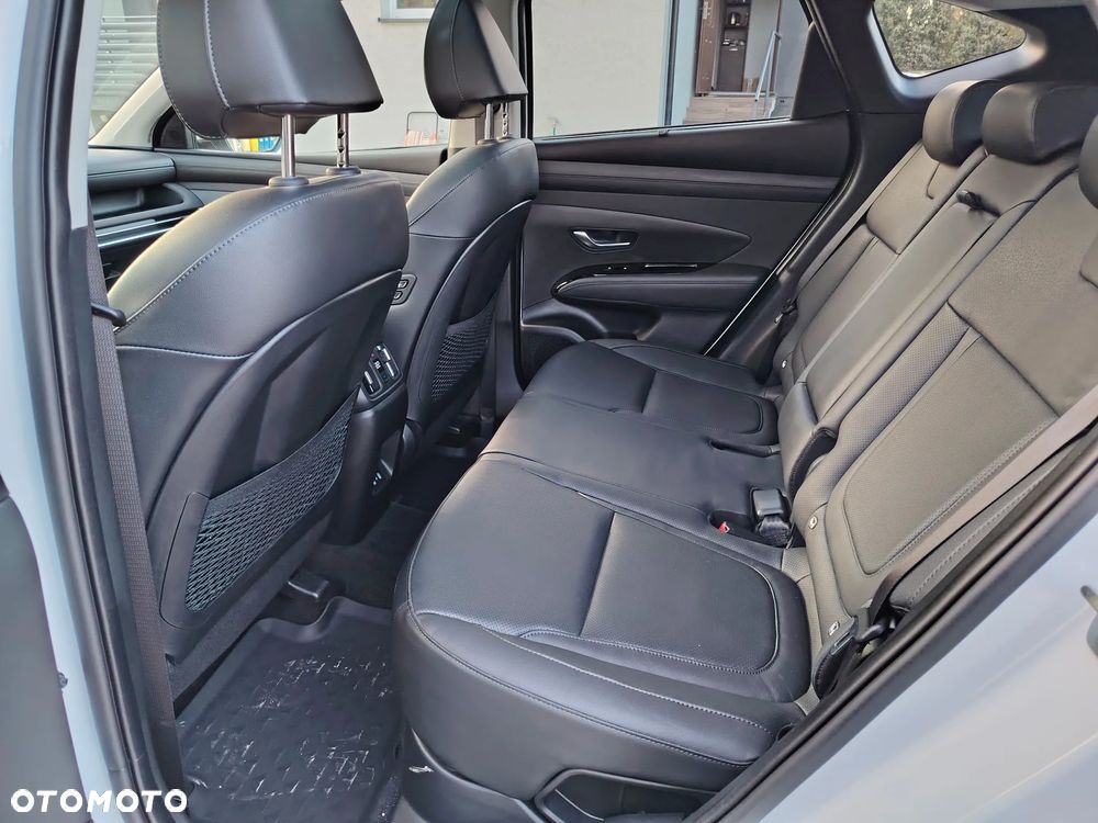 Hyundai Tucson 1.6 T-GDi HEV Platinum 4WD - 29