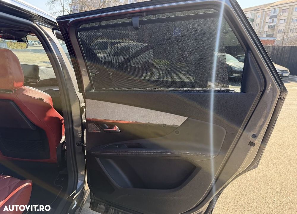 Peugeot 5008 PureTech 130 EAT8 Stop & Start GT - 13