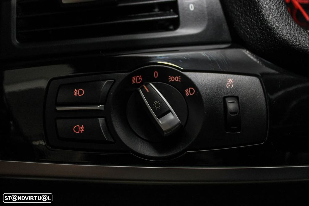 BMW X4 20 d xDrive XLine Auto - 40