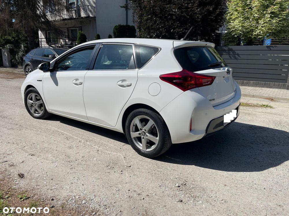 Toyota Auris - 4