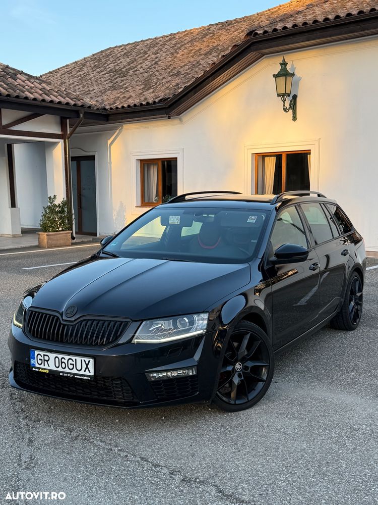 Skoda Octavia 2.0 TDI DSG RS - 2