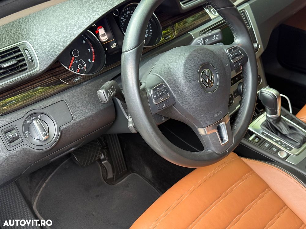 Volkswagen Passat CC - 26