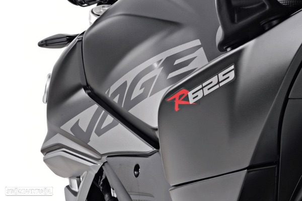 Voge 625 R - 19