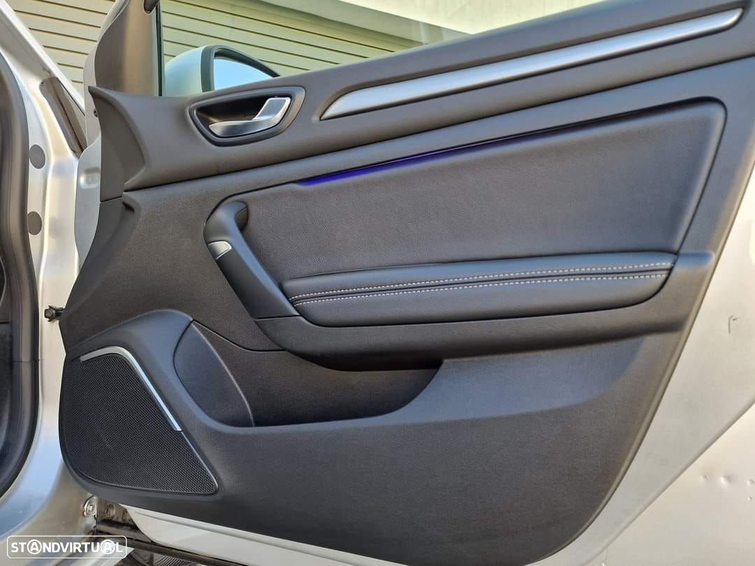 Renault Mégane Sport Tourer - 11