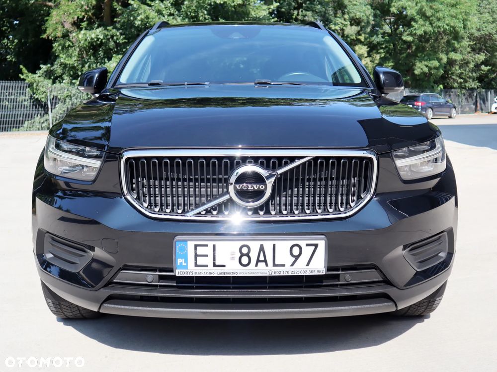 Volvo XC 40 T3 Momentum - 4