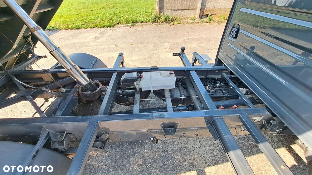 Iveco DAILY 35C18H - 18