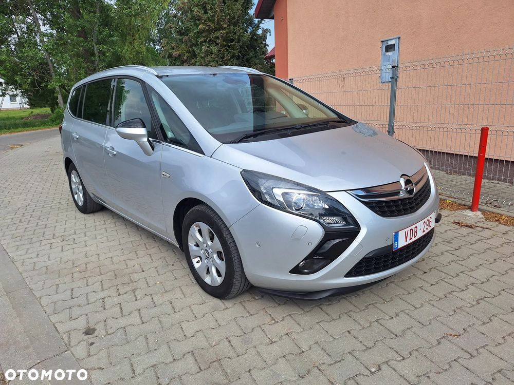 Opel Zafira - 10