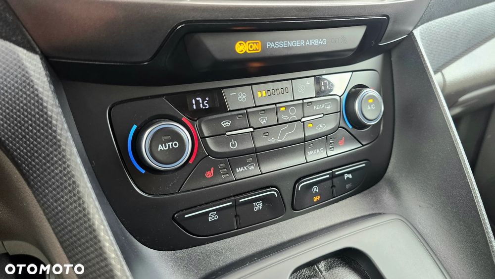 Ford Tourneo Connect Grand 1.5 TDCi Start/Stop Titanium - 21