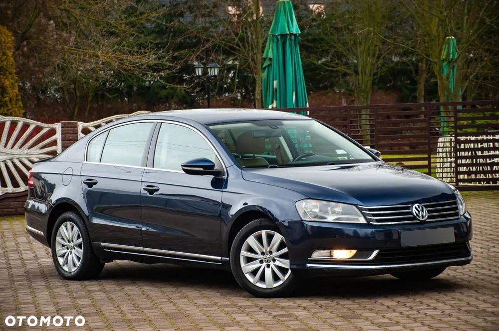 Volkswagen Passat 2.0 TDI Comfortline - 13