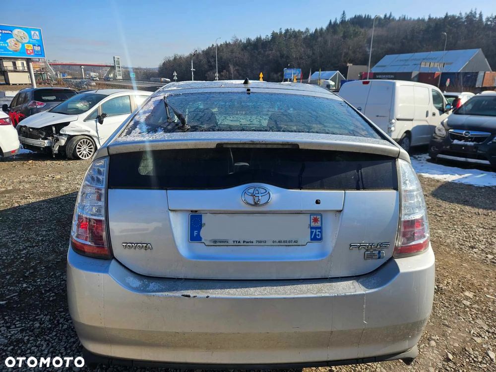 Toyota Prius (Hybrid) Executive - 5