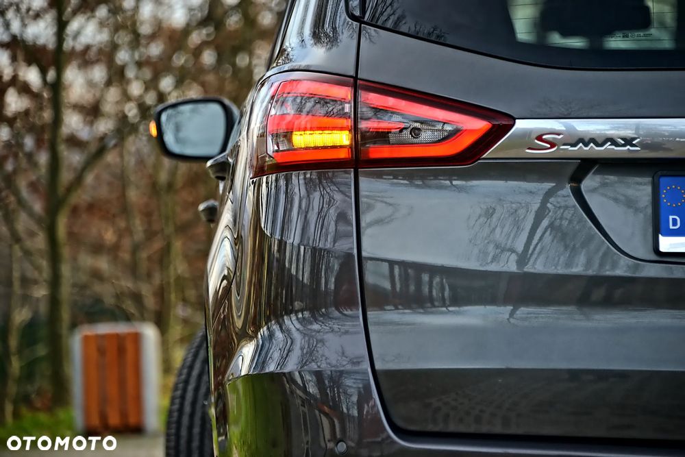 Ford S-Max 2.0 TDCi Titanium - 22