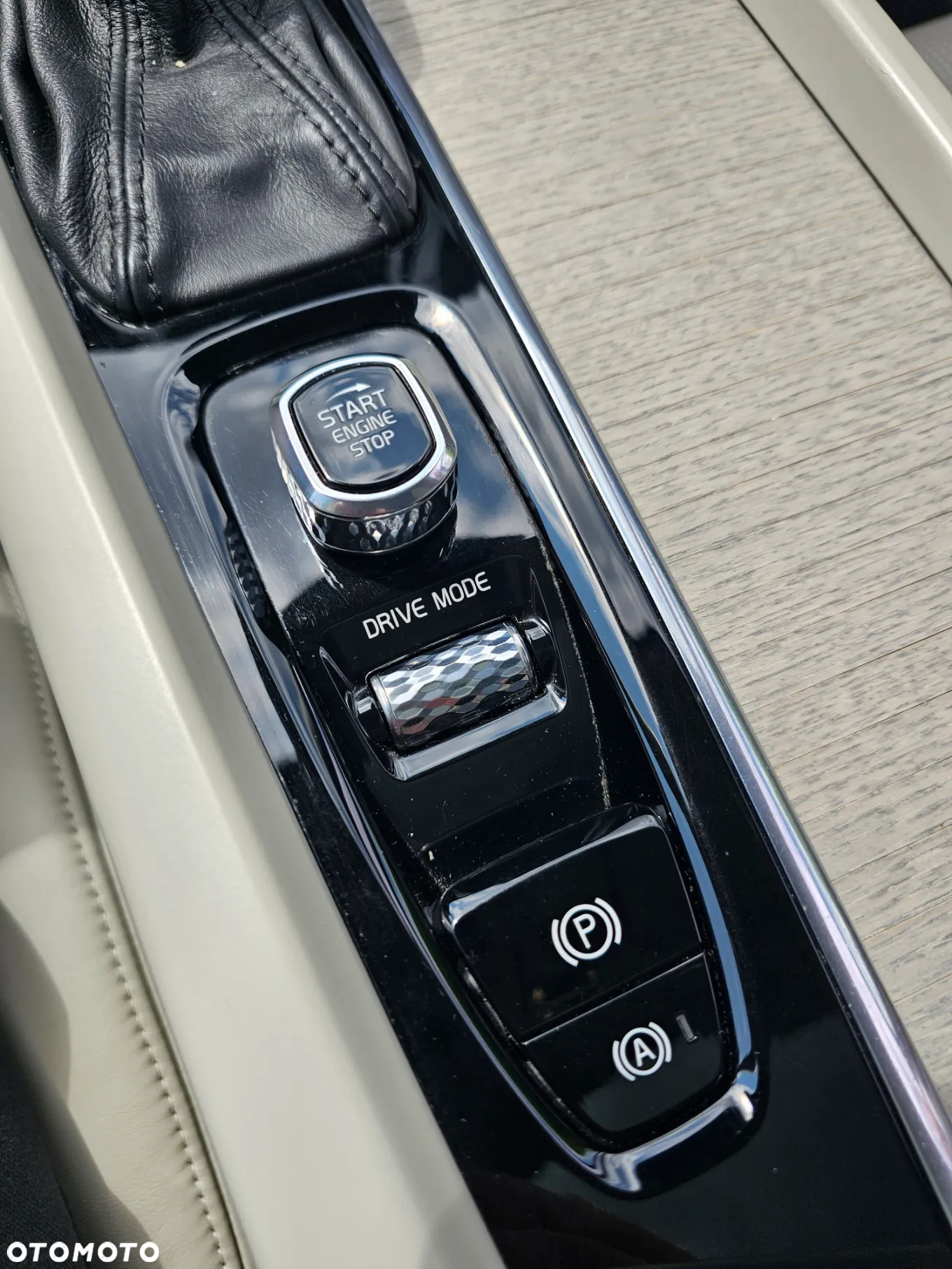 Volvo XC 60 D5 AWD Inscription - 37