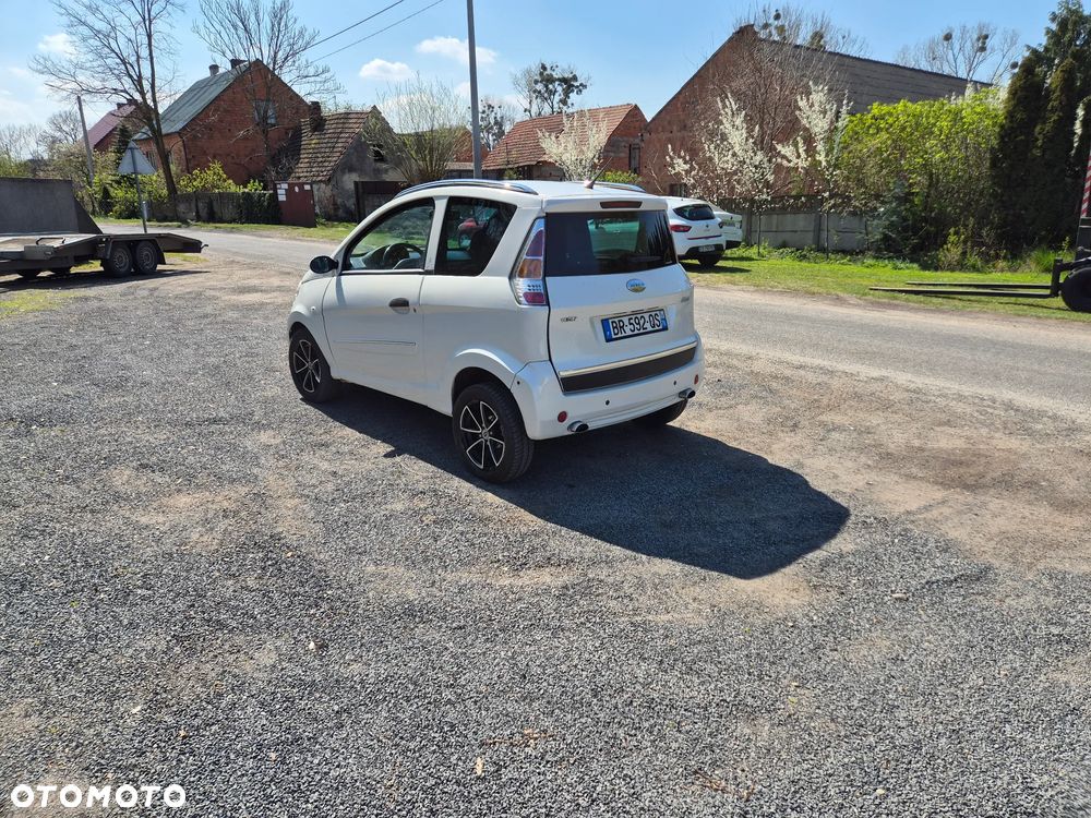 Microcar M.GO - 17