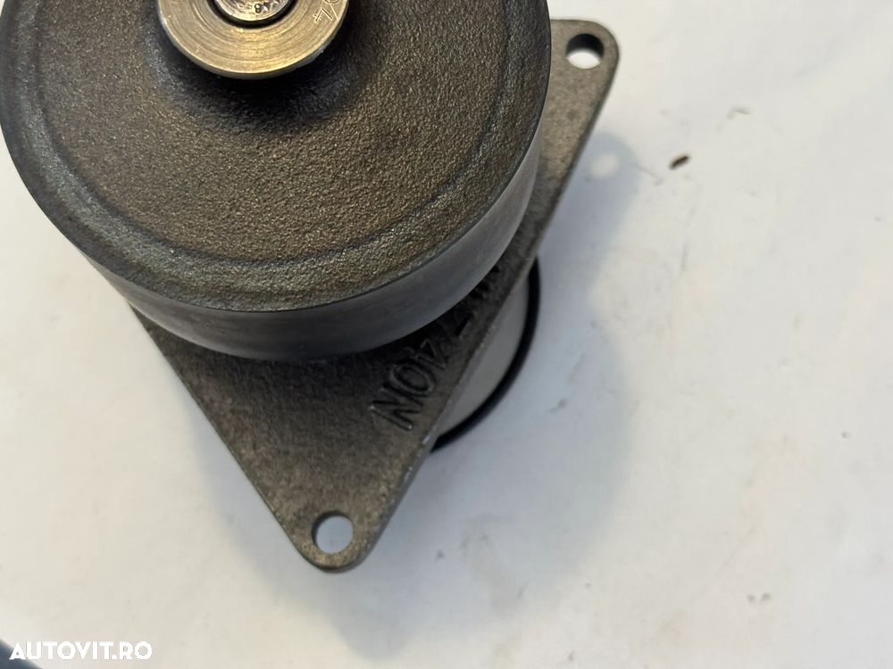 Pompa apa CUMMINS NOUA 4089647 4376359 4286293 3804927 - 5