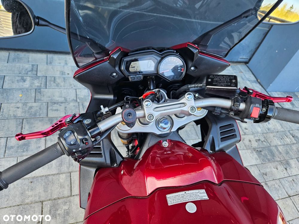 Yamaha FZ - 9