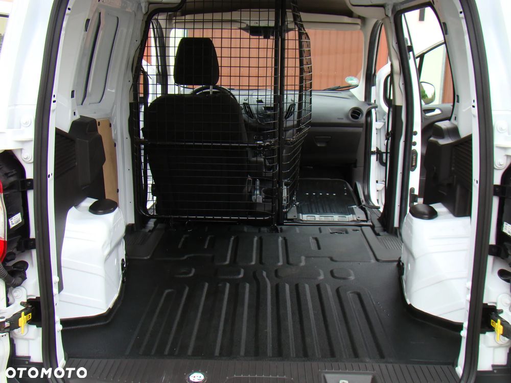 Ford TRANSIT COURIER - 19