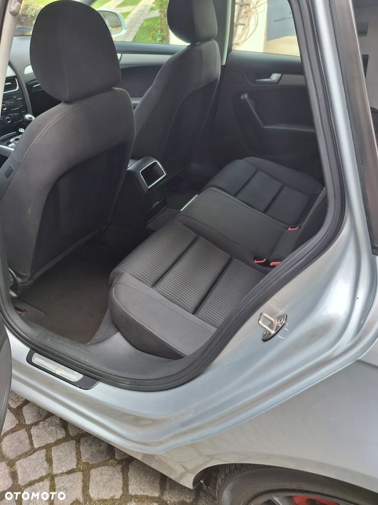 Audi A4 Avant 2.0 TDI DPF Attraction - 6