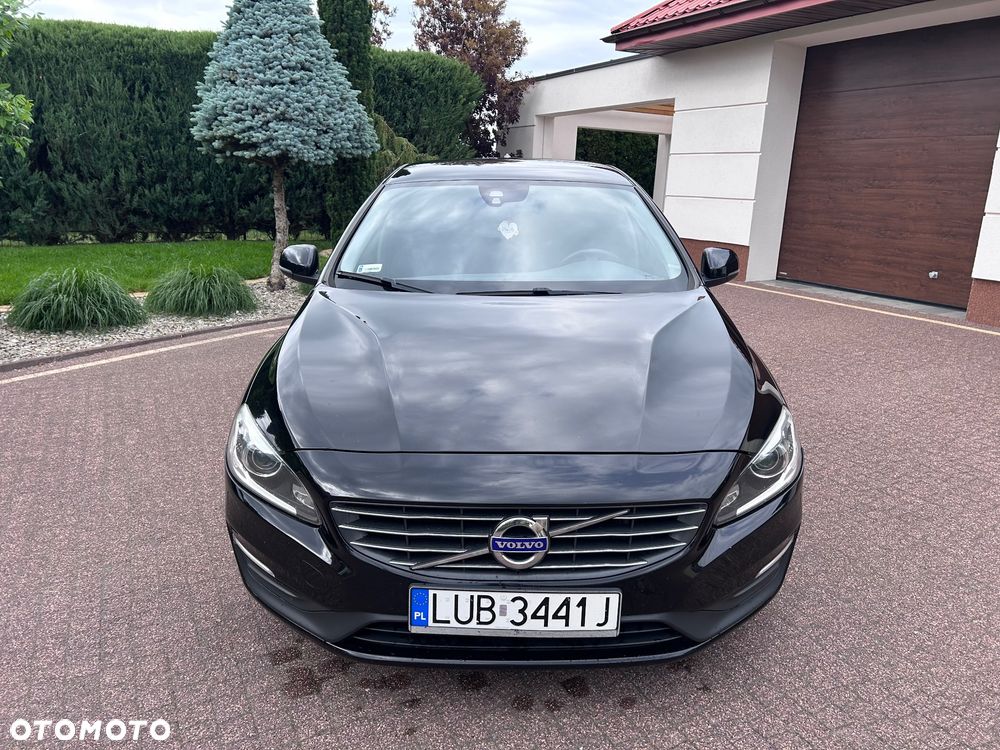 Volvo S60 D3 Drive-E Momentum - 10