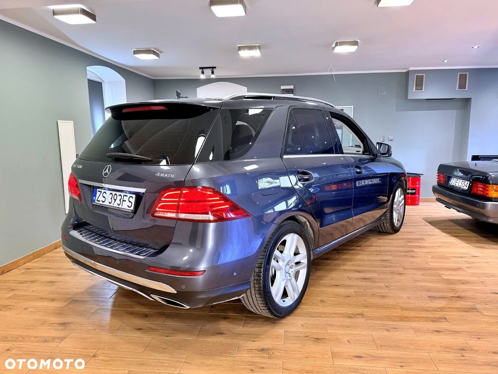 Mercedes-Benz GLE 500 4-Matic 9G-TRONIC - 18