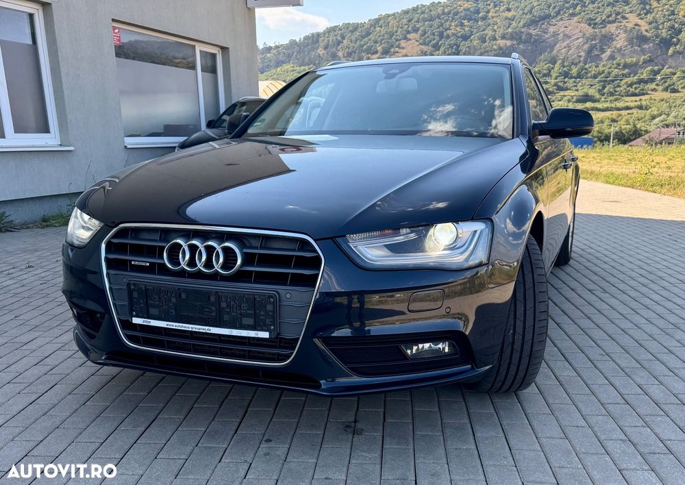 Audi A4 Avant 2.0 TDI quattro Stronic - 2