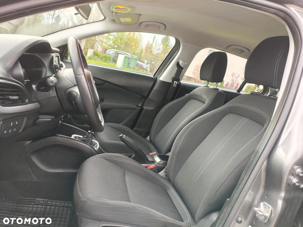 Fiat Tipo 1.4 T-Jet Easy - 6