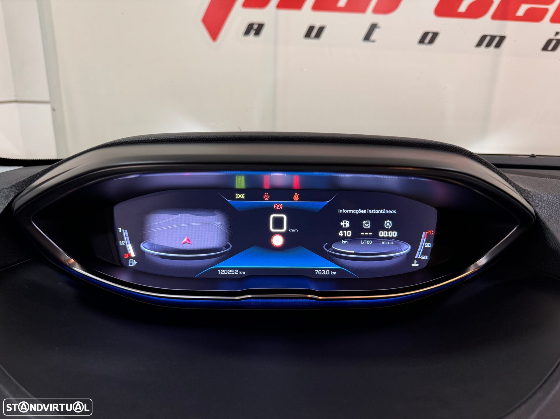 Peugeot 3008 1.5 BlueHDi Active - 14