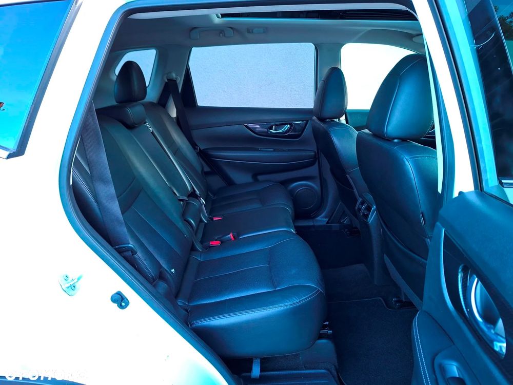 Nissan X-Trail 1.6 DIG-T Tekna - 23