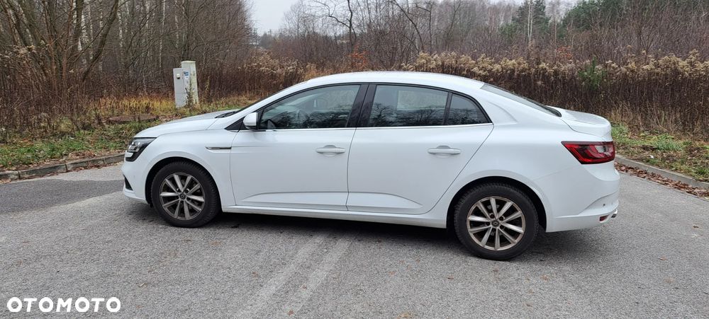 Renault Megane 1.5 Blue dCi Intens - 6