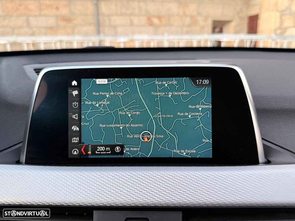 BMW X1 16 d sDrive Pack M - 11