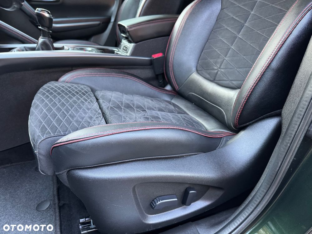 Renault Kadjar TCe 160 GPF BOSE EDITION - 25