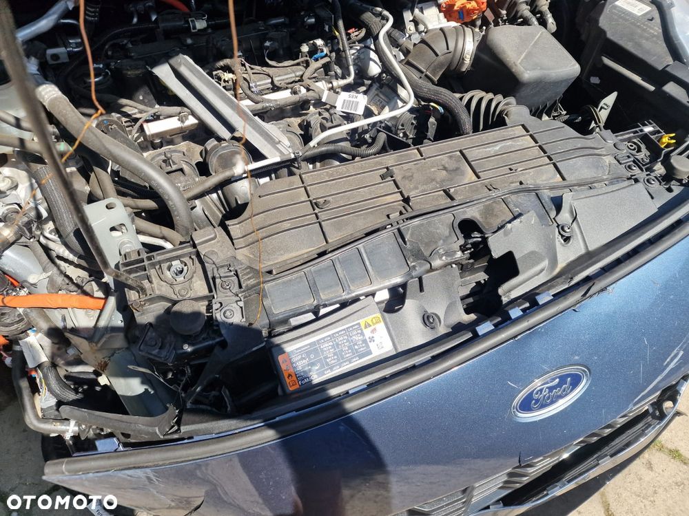 Ford Kuga - 15
