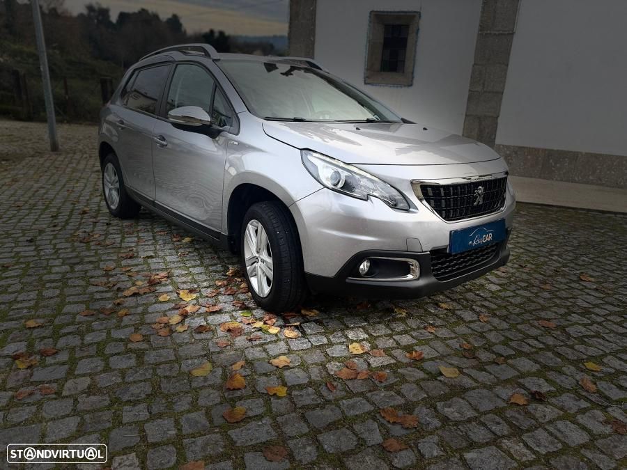 Peugeot 2008 1.2 PureTech Style - 2