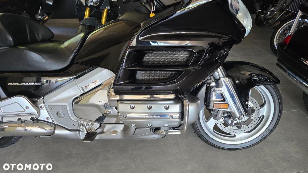 Honda GL - 26