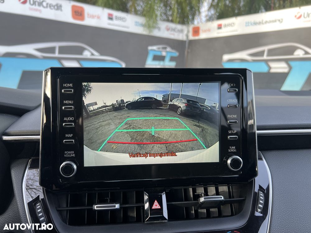 Toyota Corolla 1.8 HSD Dynamic - 18