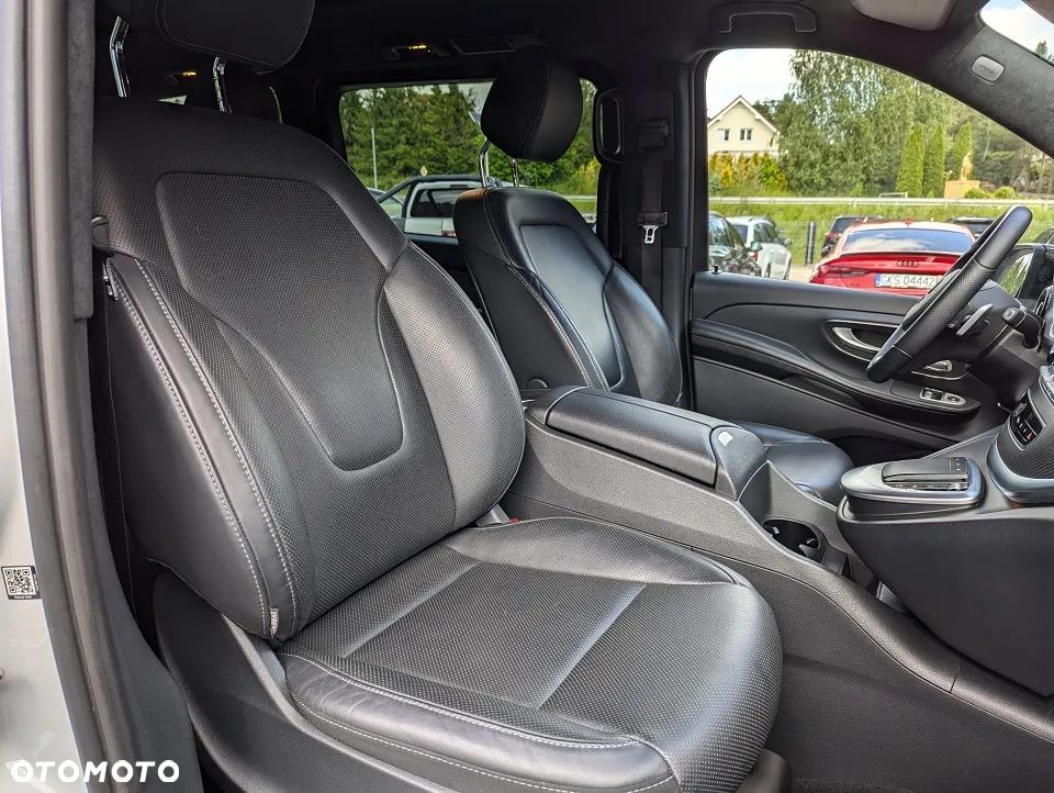 Mercedes-Benz Klasa V 300 d 4-Matic Exclusive 9G-Tronic (d³ugi) - 18