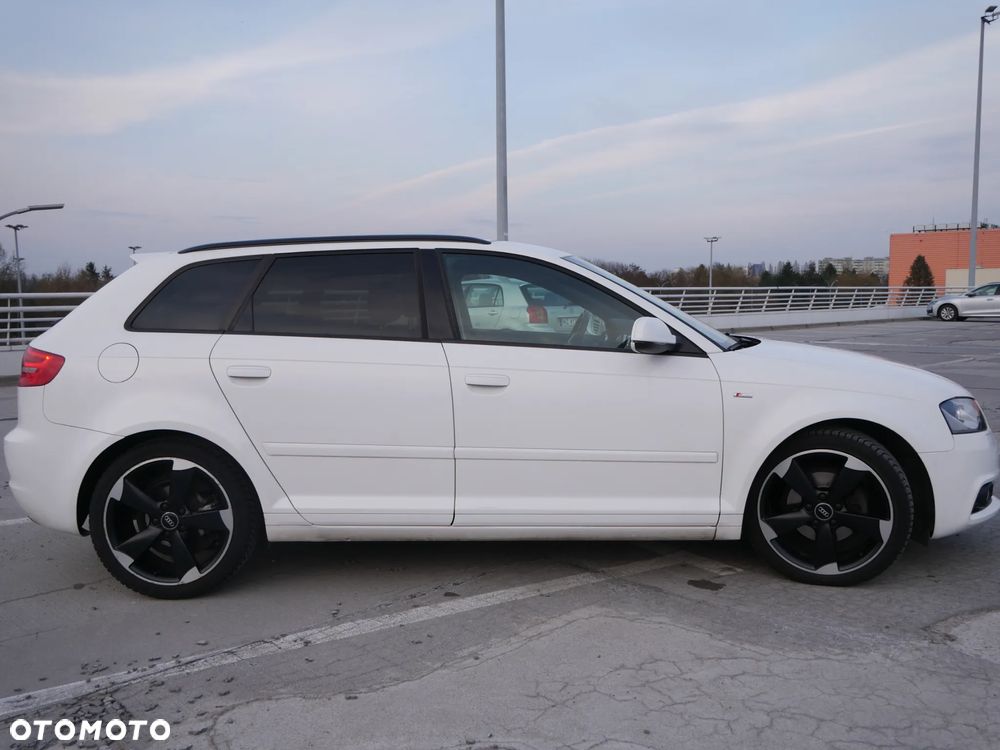 Audi A3 Sportback 1.4 TFSI S line Sportpaket (plus) - 10