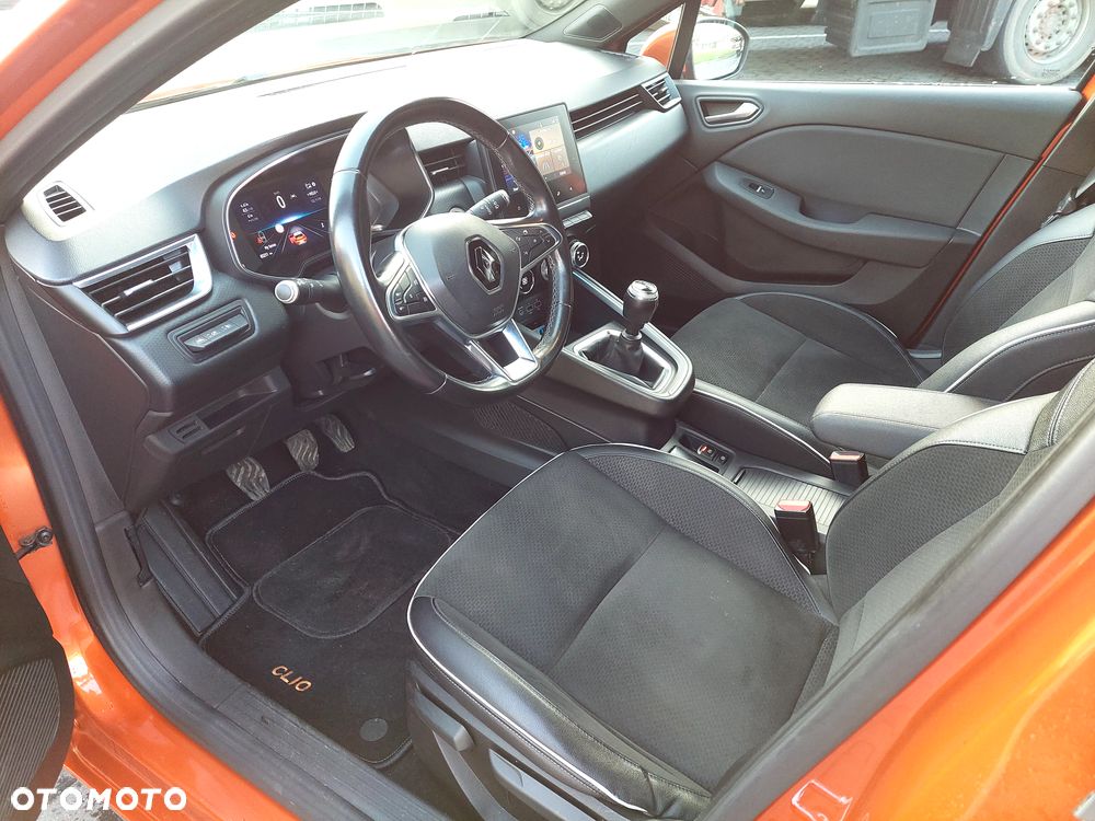 Renault Clio BLUE dCi 115 BUSINESS EDITION - 11