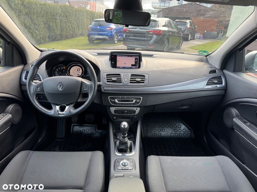 Renault Megane 1.6 16V 110 LIMITED - 15