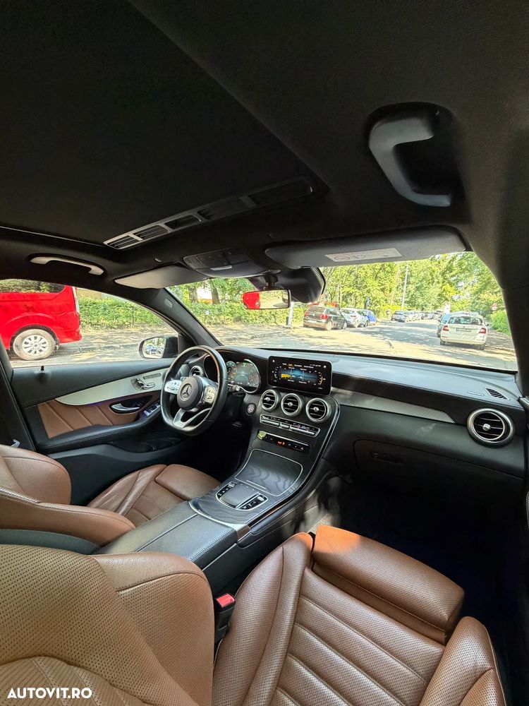 Mercedes-Benz GLC Coupe 300 4MATIC - 5